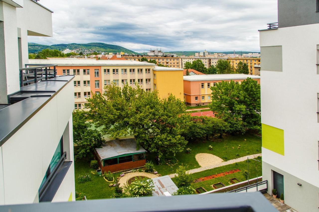 The Town Hall Residence -Welcome Home Apartment-Free Outdoor Parking-Ac Кошице Екстер'єр фото