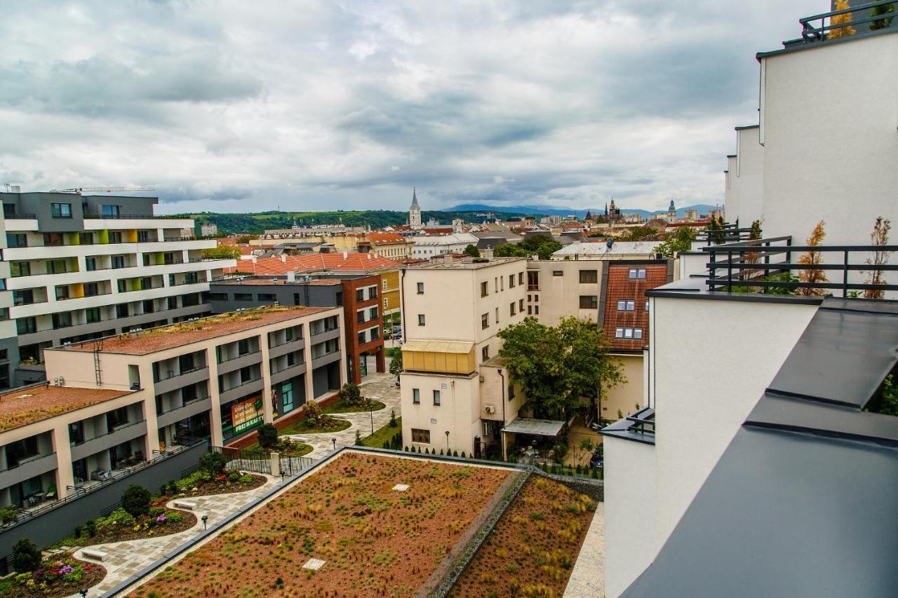 The Town Hall Residence -Welcome Home Apartment-Free Outdoor Parking-Ac Кошице Екстер'єр фото
